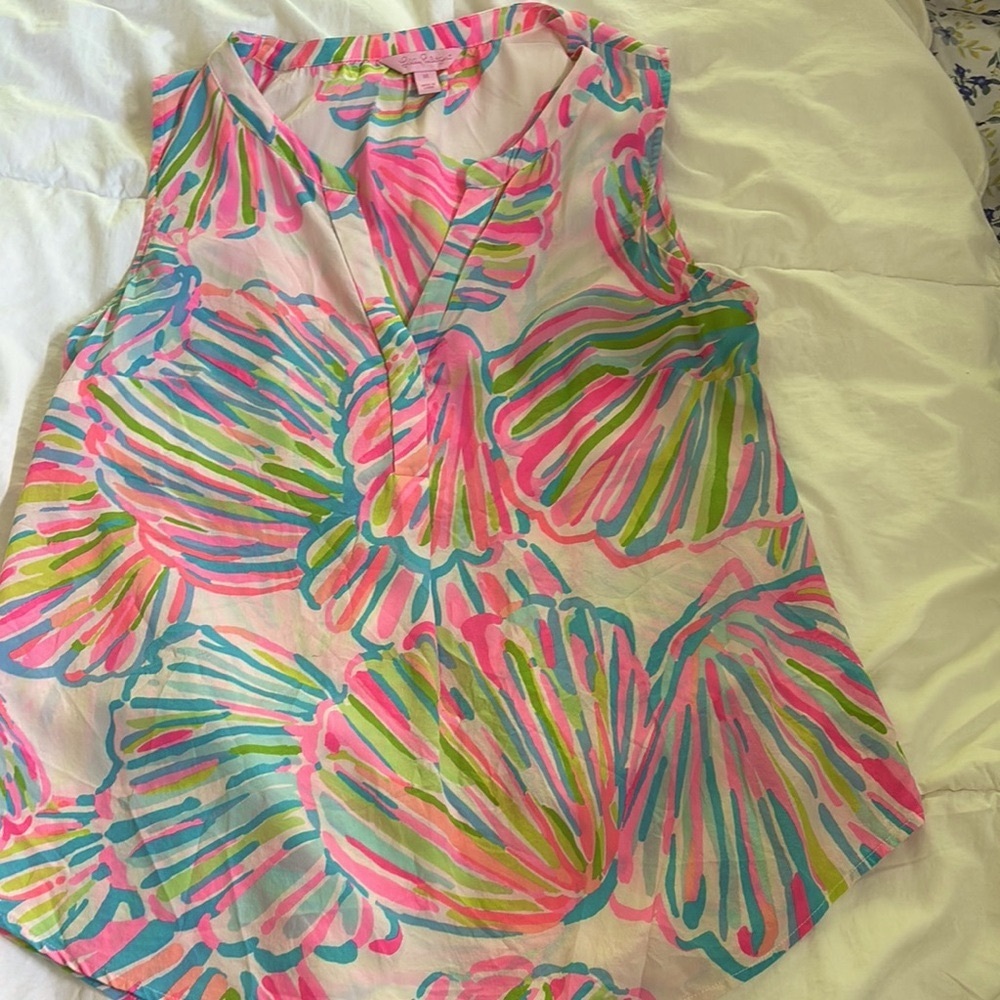 Lilly Pulitzer Pink and Blue Patterned Top.  (DISCOUNT 3/$20)
